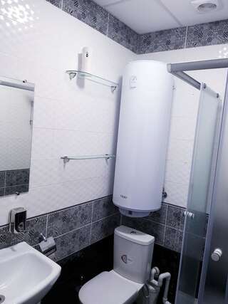 Хостелы Hostel 777 Vokzal Киев Кровать в общем 6-местном номере для женщин-5